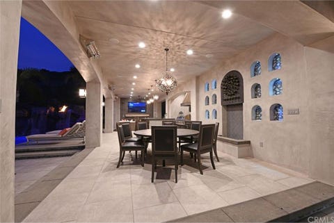 Christina And Tarek El Moussa Mansion For Flip Or Flop Tv And Fireplace