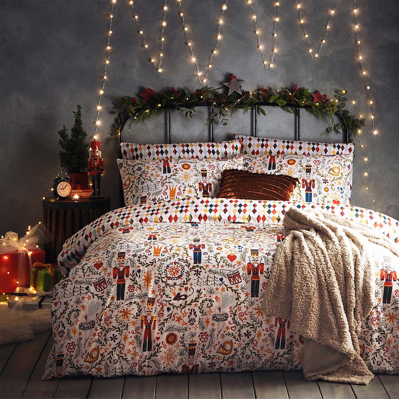 LET IT SNOW BEDDING SET SNOWMAN PRESENTS GIFTS SNOW BLUE RED GREEN XMAS TREE 