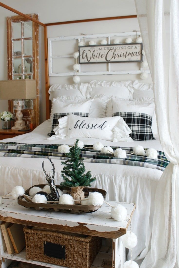 25 Best Christmas Bedroom Decor Ideas Holiday Bedroom Decorations