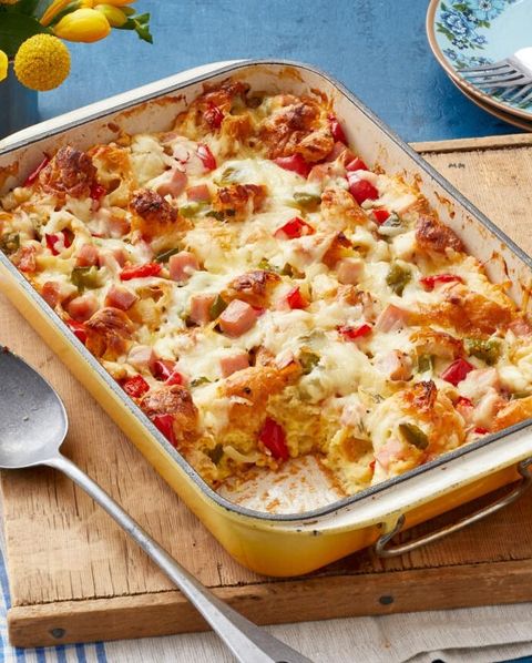 christmas breakfast casserole with peppers