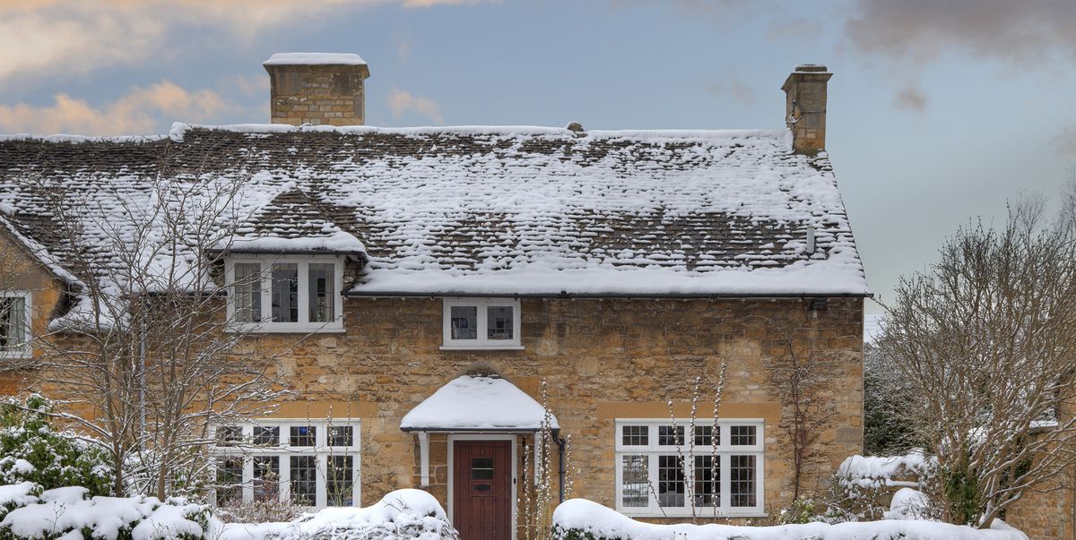 Best Christmas Cottages To Rent In The UK In 2021