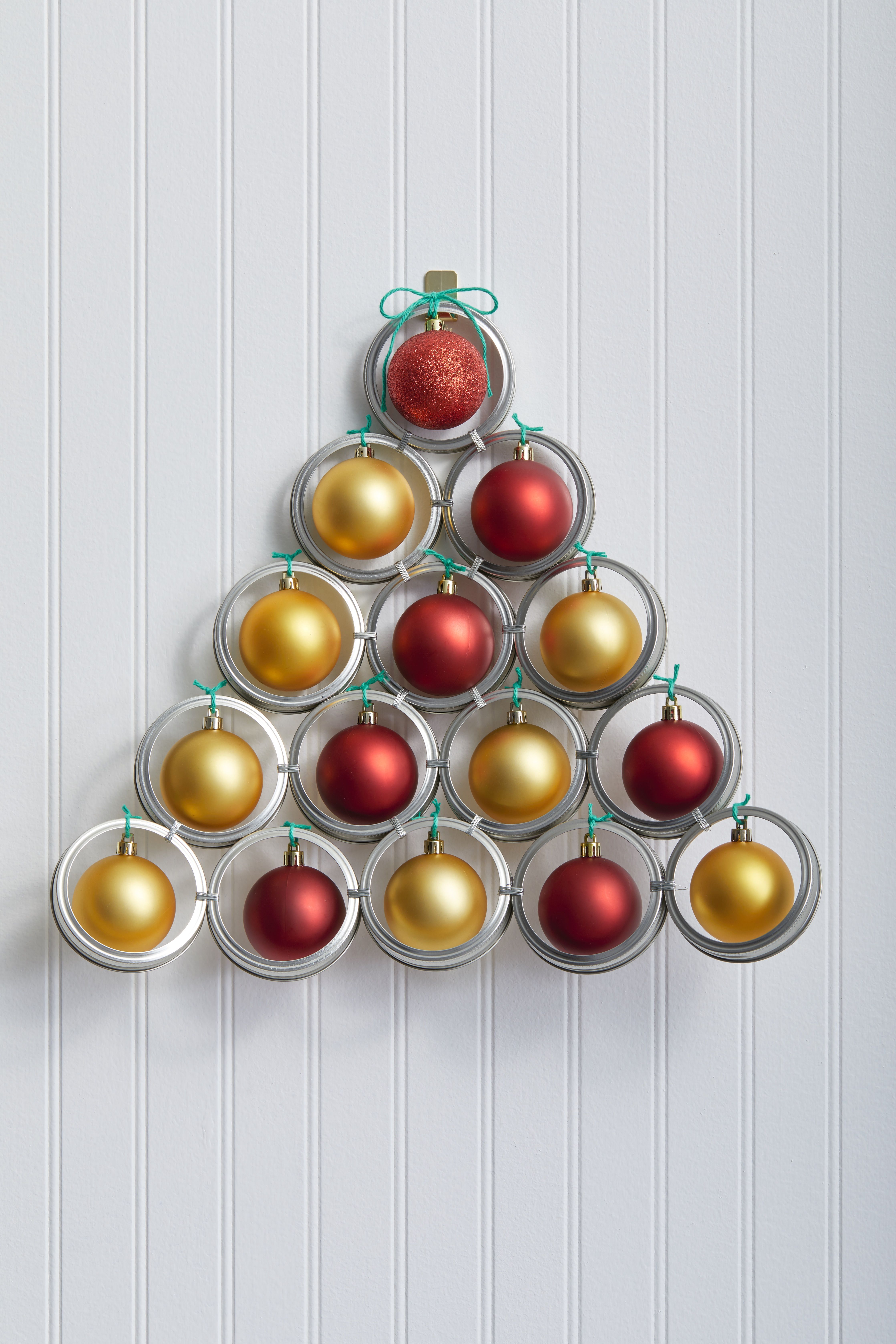 Download 53 Easy Diy Christmas Decorations 2020 Homemade Holiday Decorations PSD Mockup Templates