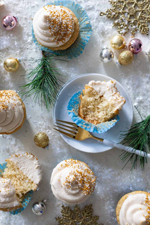 eggnog cupcakes with fake snow and trees