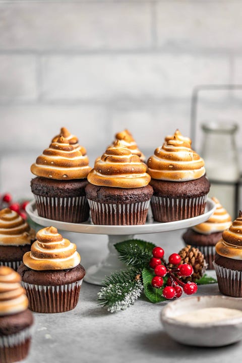 hot chocolate cupcakes on cake stand