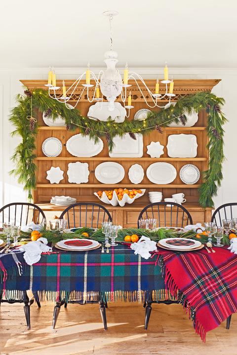 38-fun-family-christmas-party-ideas-holiday-party-food-and-decor-tips