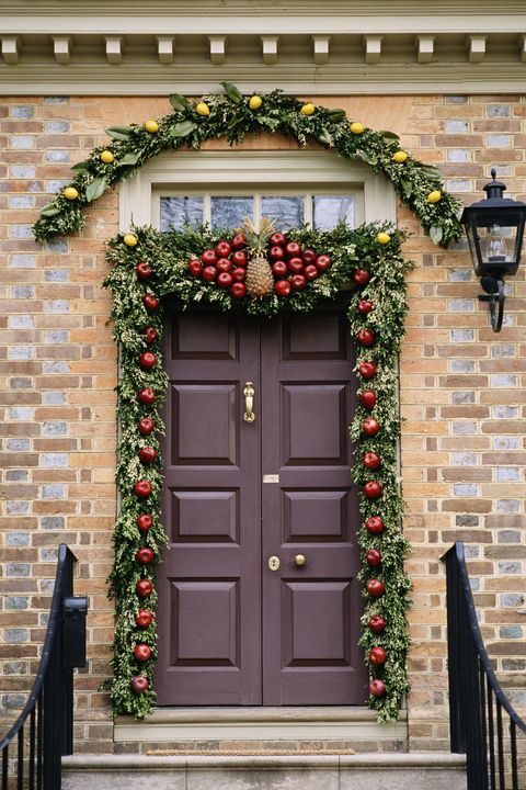 Entry Door Christmas Decorations Ideas