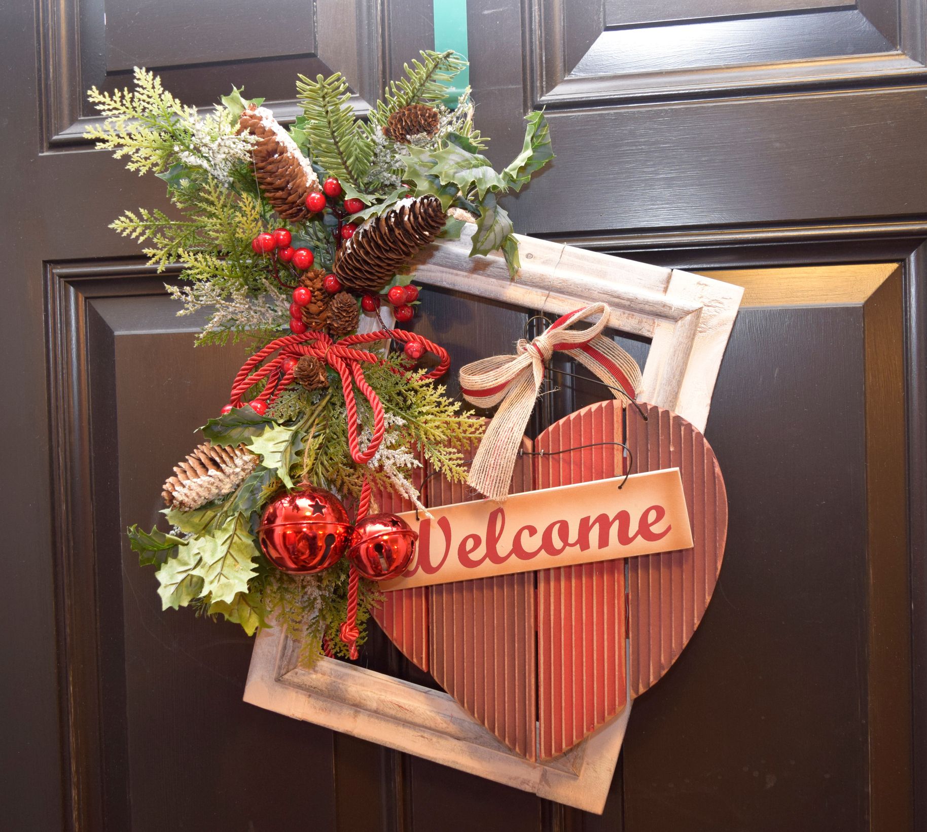 30 Christmas Door Decoration Ideas Pretty Holiday Front Doors