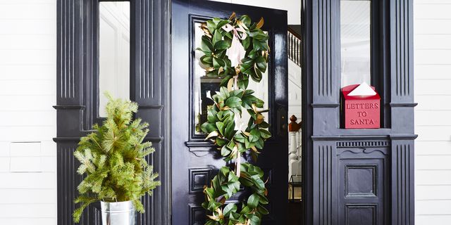 36 Christmas Door Decorating Ideas Best Decorations For - 