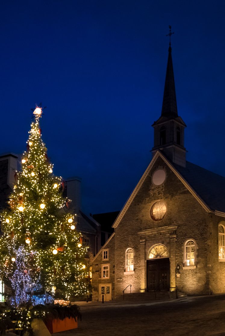 christmas-eve-traditions-church-1544031739.jpg