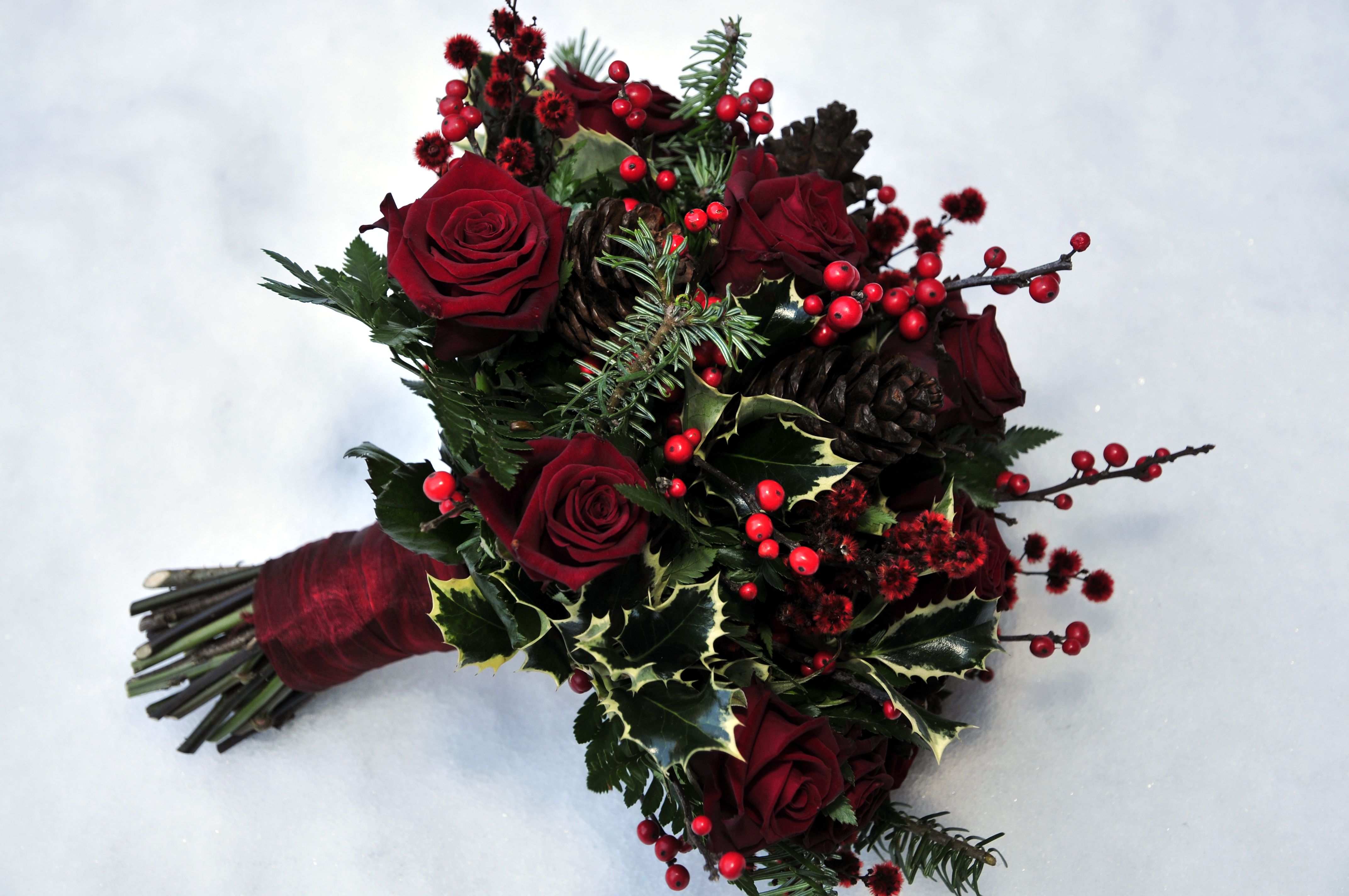 christmas flower arrangements