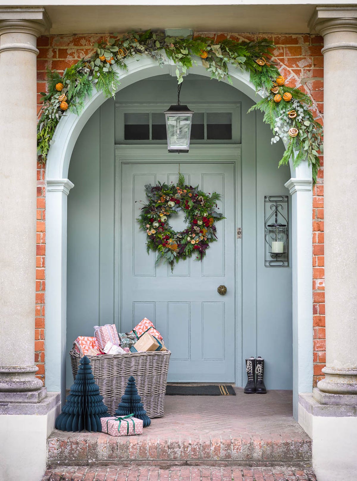 7 Festive Ideas For Porch & Garden
