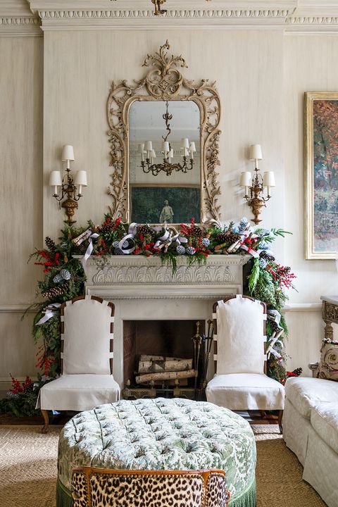 35 Christmas Garland Ideas - Decorating with Holiday Garlands