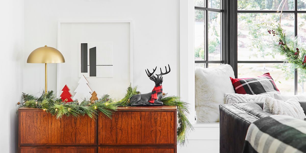 12 Christmas Decorating Ideas for Small Spaces