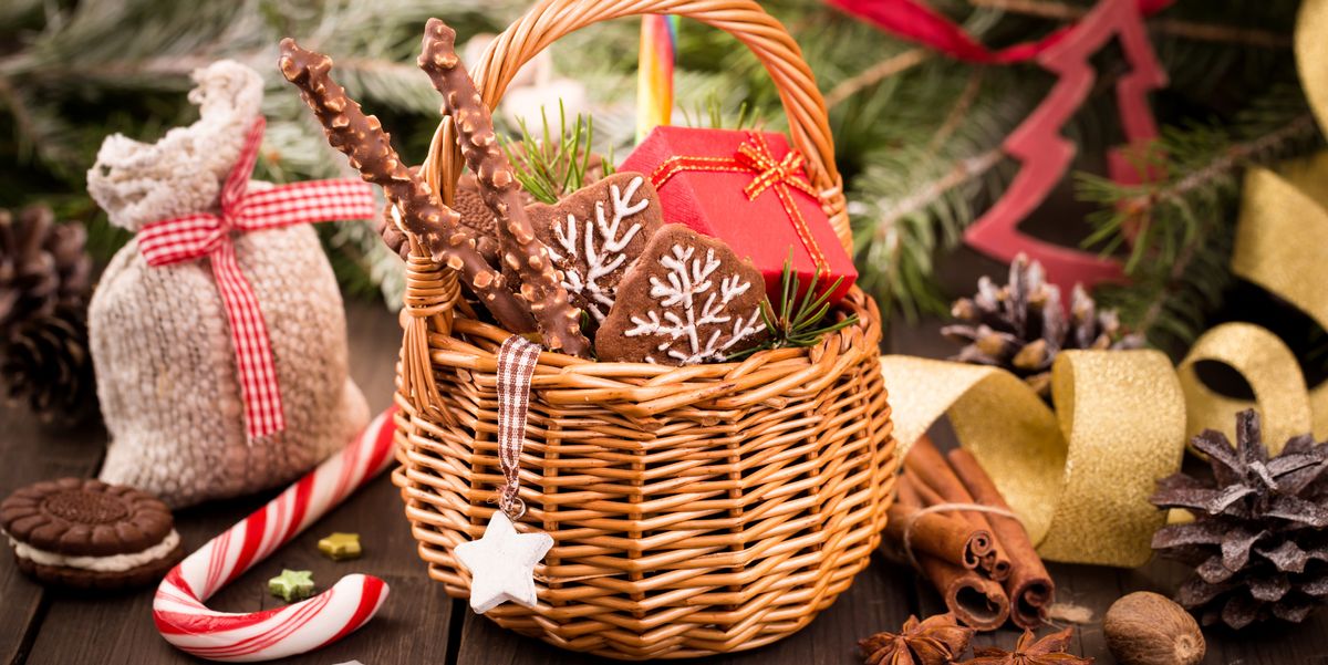 Diy Christmas Gift Baskets Best Homemade Holiday Gift Baskets Your mom would insist that you save your legs the trip around the mall. diy christmas gift baskets best