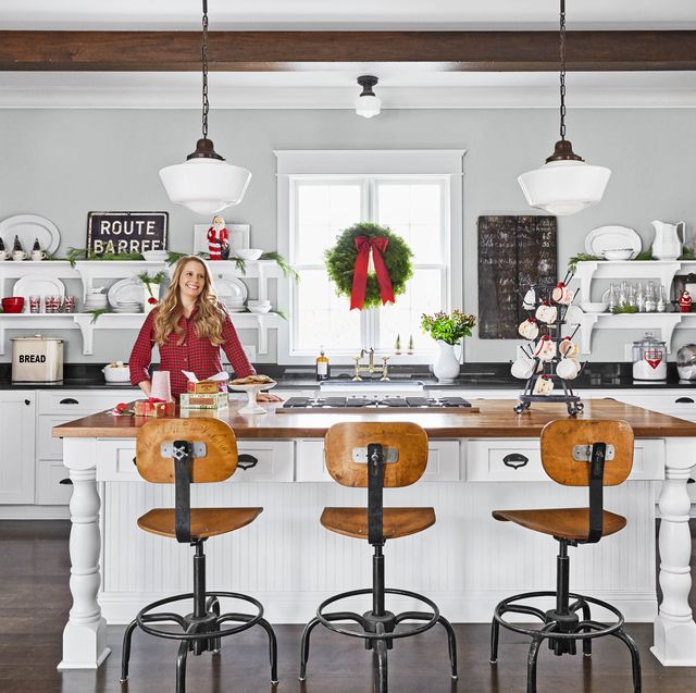 36 Kitchen Christmas Decorating Ideas  How to Decorate Your Kitchen