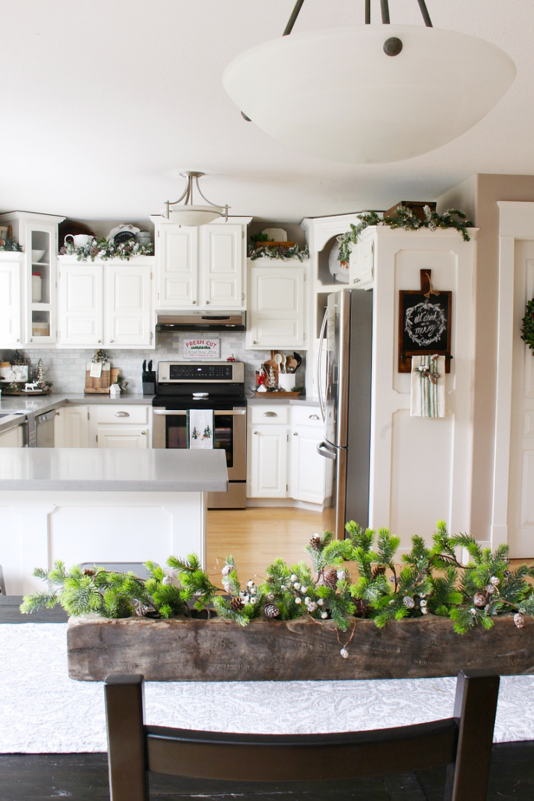 martha stewart decorating above kitchen cabinets ...