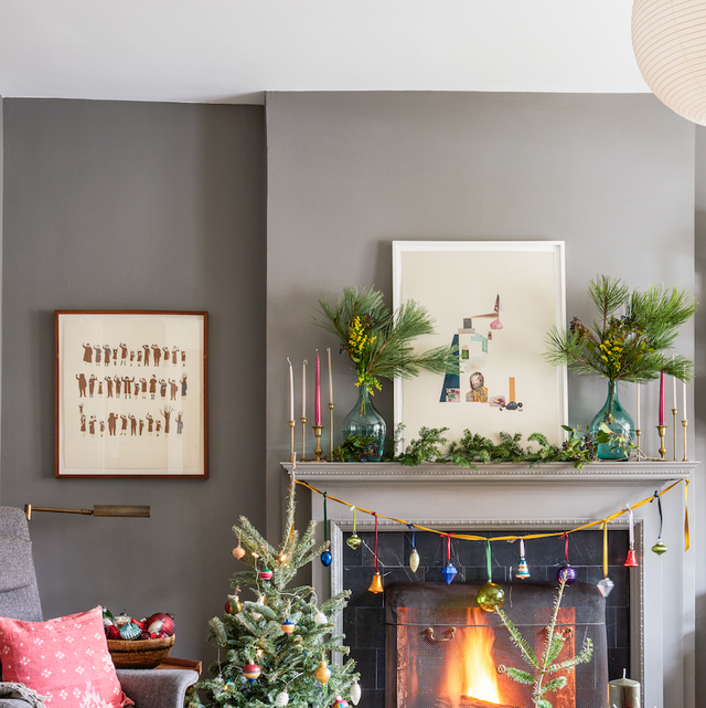 35+ Christmas Living Room Decorating Ideas 2021