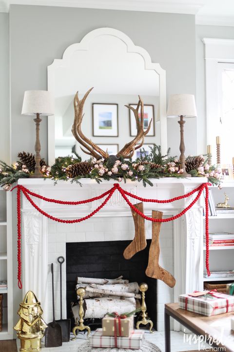 rustic antlers christmas mantel