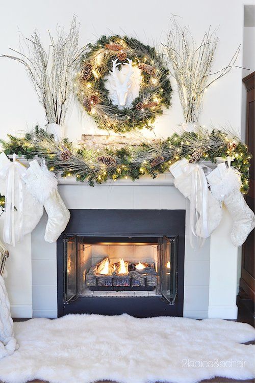 christmas fireplace decorations with lights