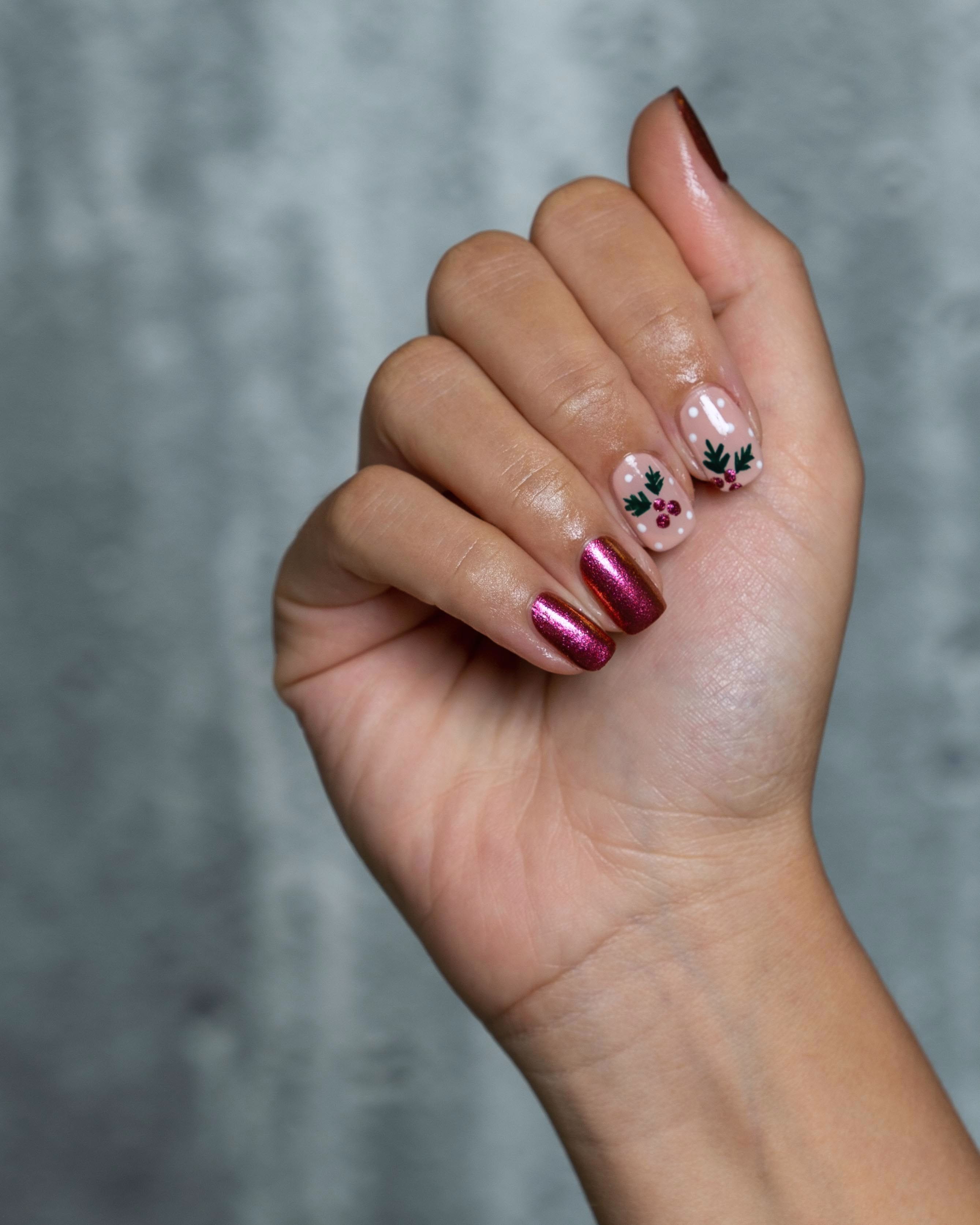 Bedazzle Those Nails Now with Creative Christmas Designs