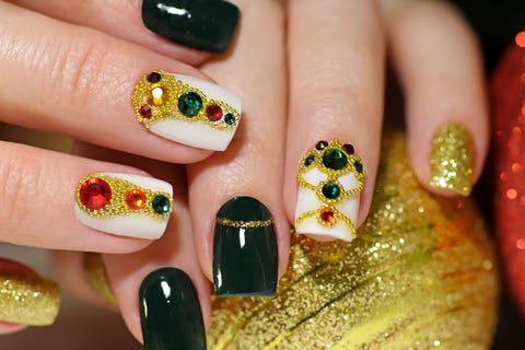 40 Christmas Nail Designs 21 Diy Christmas Nail Art Ideas