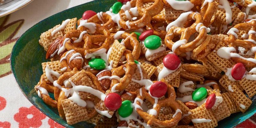 25 Best Christmas Snacks - Easy Treats for Christmas