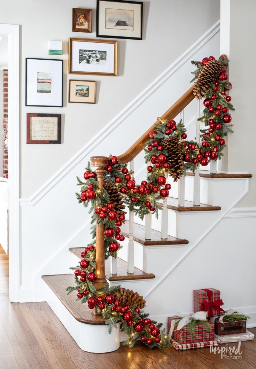 Stair Railing Staircase Christmas Decorating Ideas Psoriasisguru