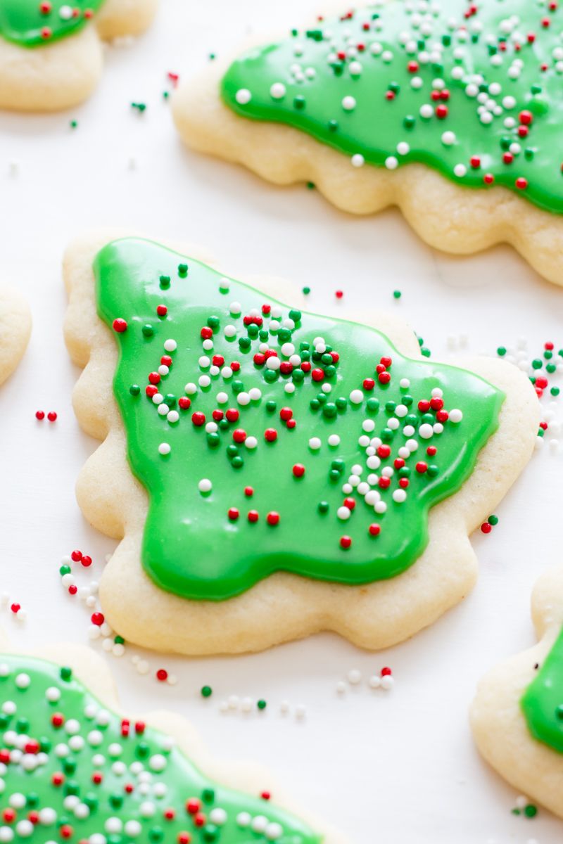 44 easy christmas sugar cookies recipes decorating ideas for holiday sugar cookies - Decorating Cookies With Sprinkles For Christmas 44 easy christmas sugar cookies recipes decorating ideas for holiday sugar cookies - Decorating Cookies With Sprinkles For Christmas