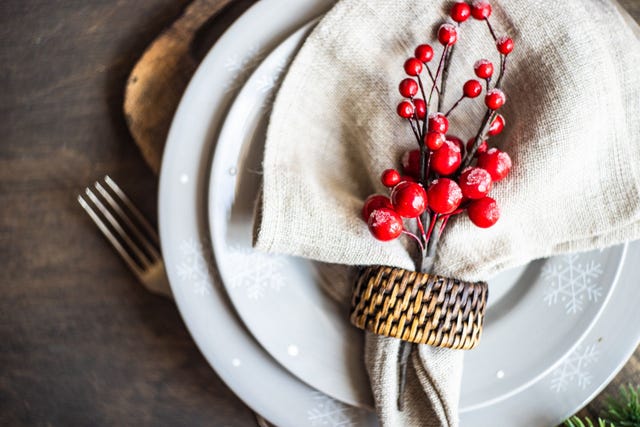 cranberry place setting