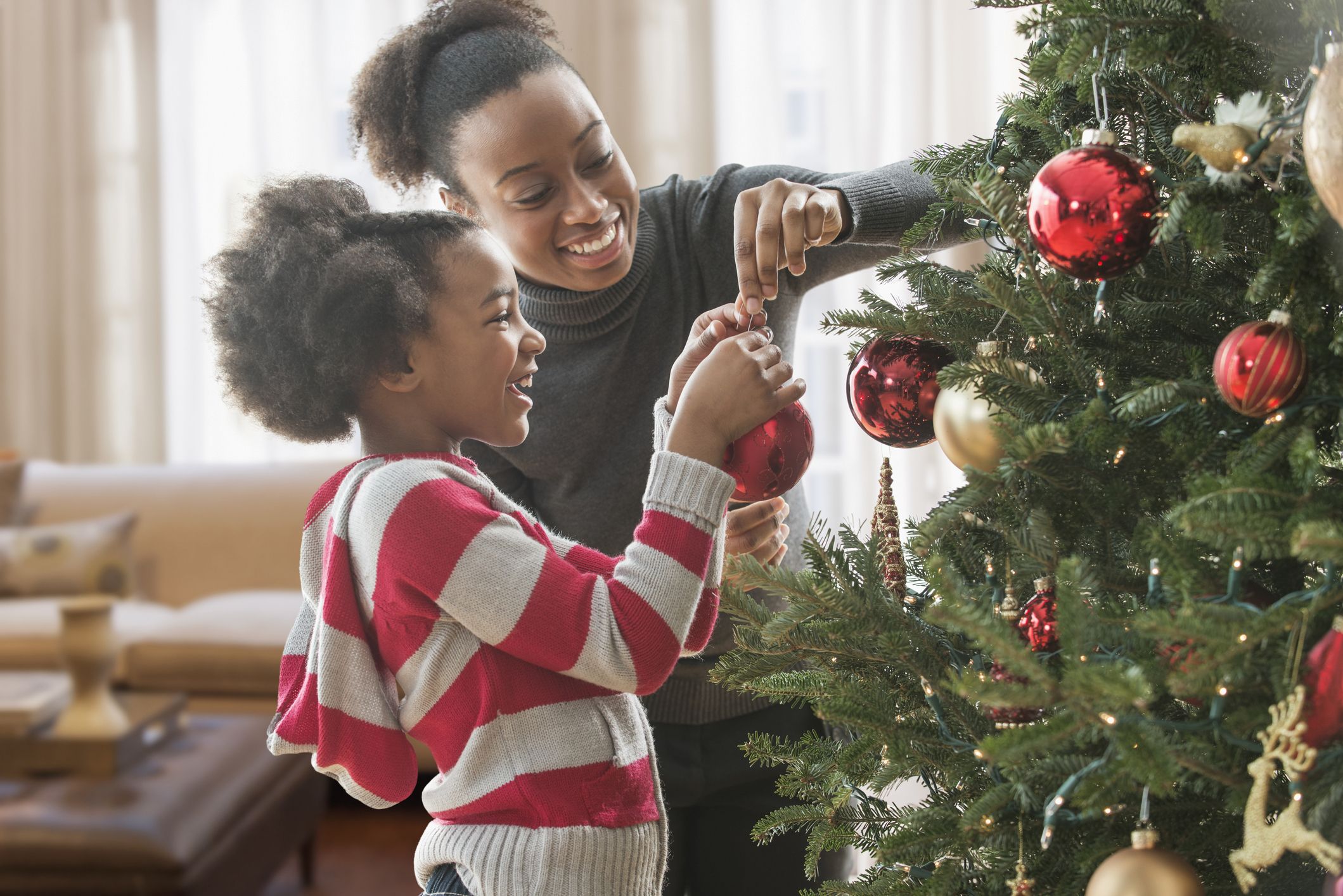 best time to buy christmas toys