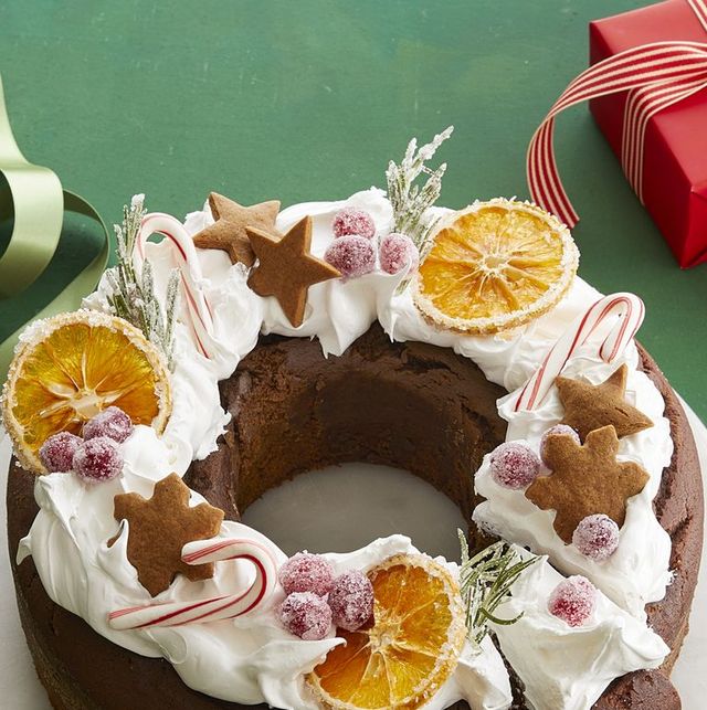 christmas treats wreath cake