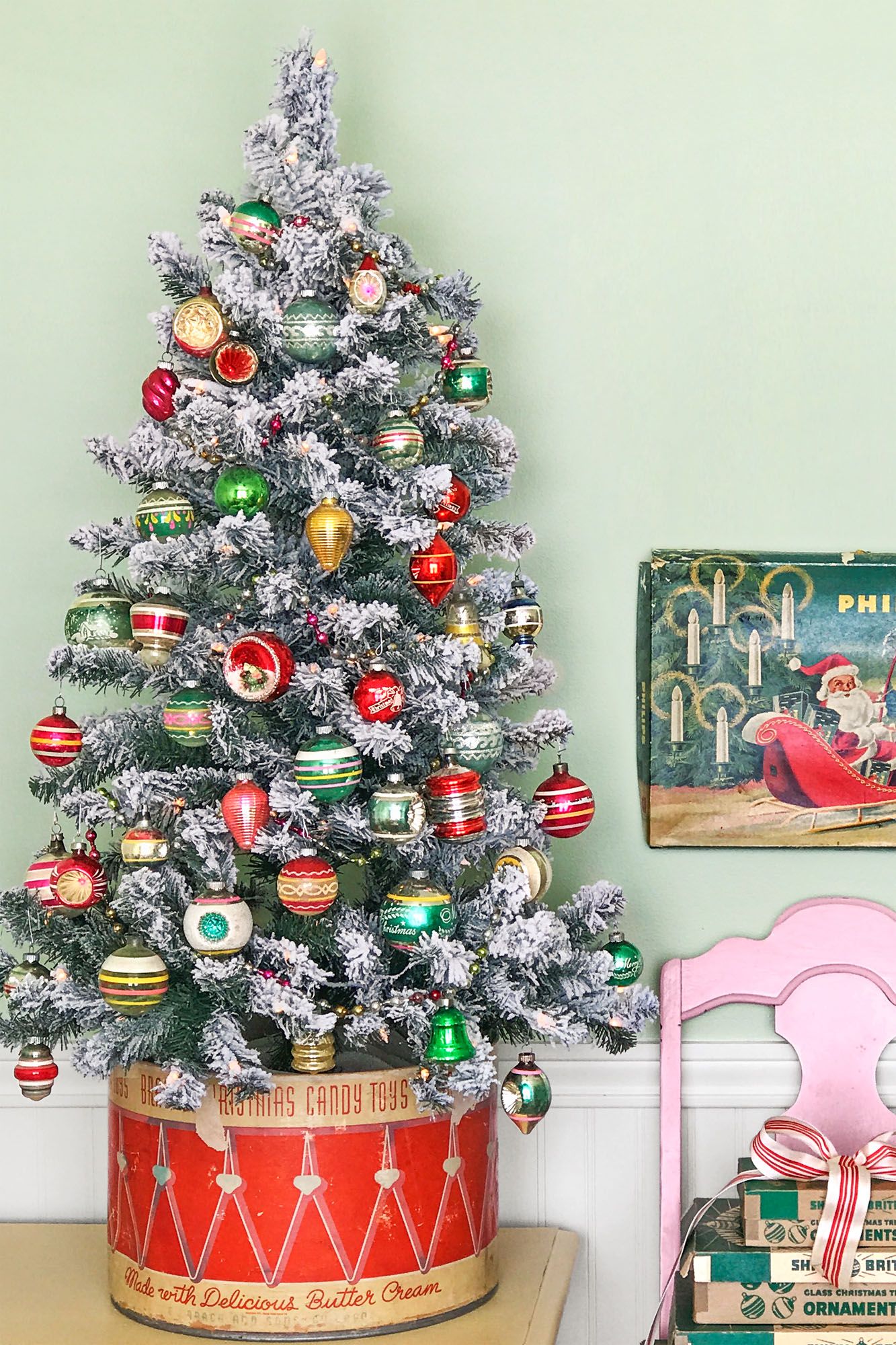 Vintage Xmas Santa tree decorations