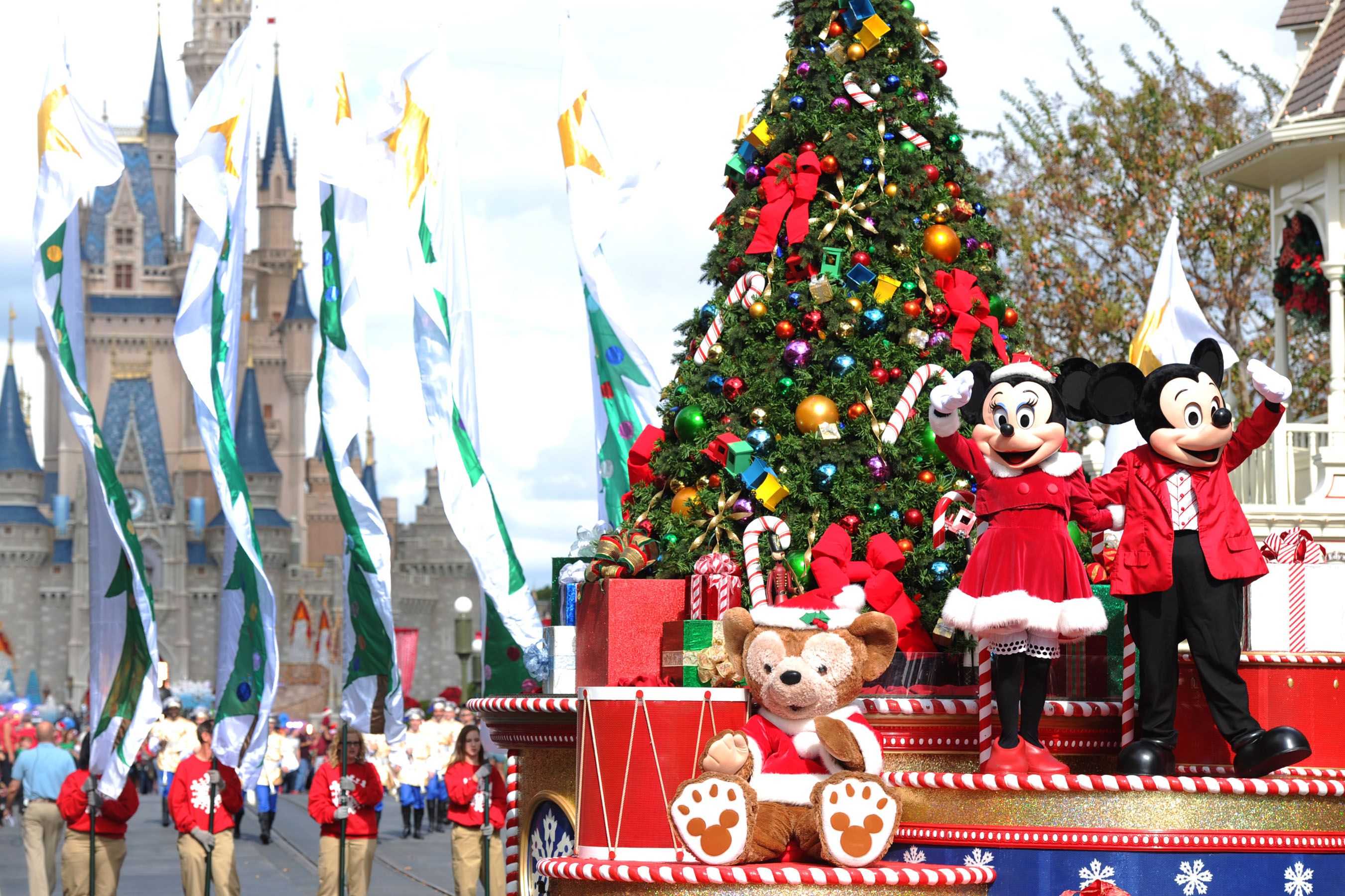 Disney Christmas Parades 