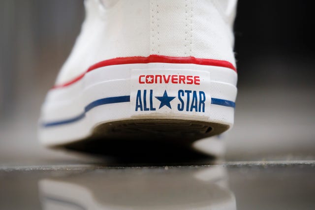 Converse rebaja la zapatilla Chuck Taylor All Star de hombre en