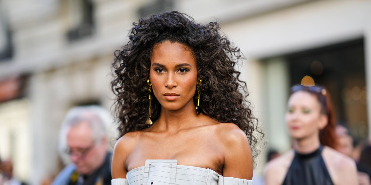 The 13 Best Diffusers For Curly Hair