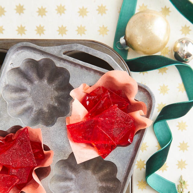 82 Easy Christmas Candy Recipes Homemade Christmas Candy Ideas