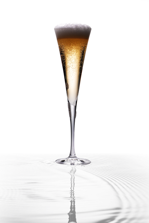 Drink, Champagne stemware, Champagne cocktail, Alcoholic beverage, Liqueur, Stemware, Cocktail, Distilled beverage, Martini glass, Drinkware, 