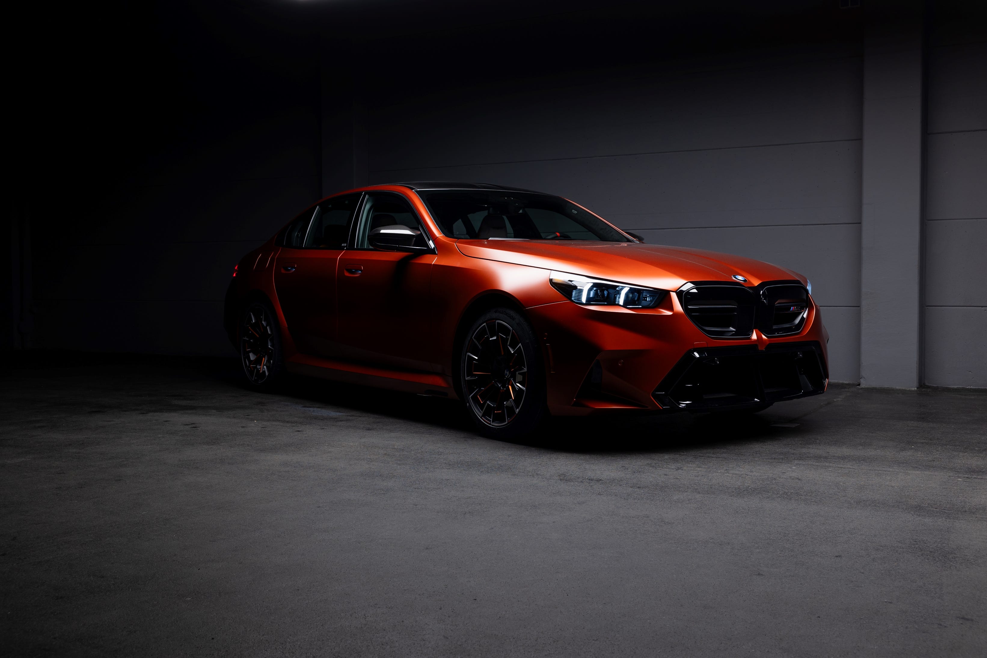 This Gorgeous Orange One-Off Will Be America's 1st 2025 BMW M5