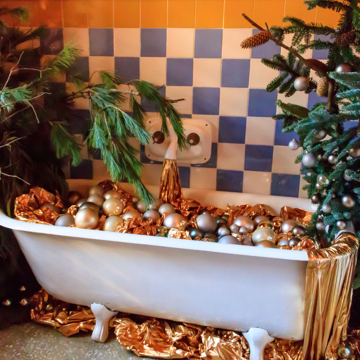 Is Putting a Christmas Tree in Your Bathroom Gross or Brilliant?