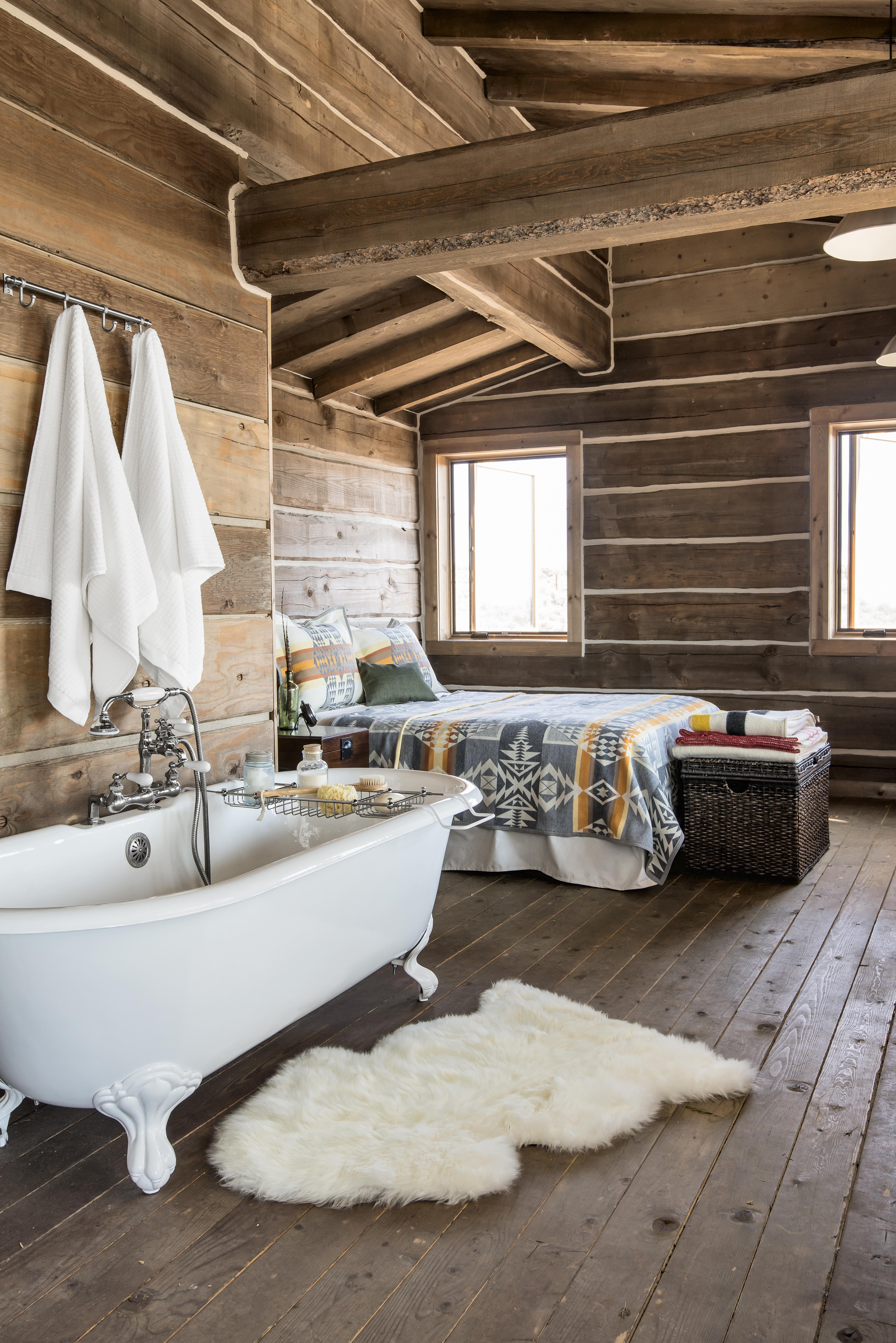 clawfoot tub bathroom remodel