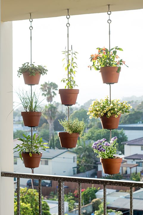 35 Creative Ways to Plant a Vertical  Garden  How to Make 