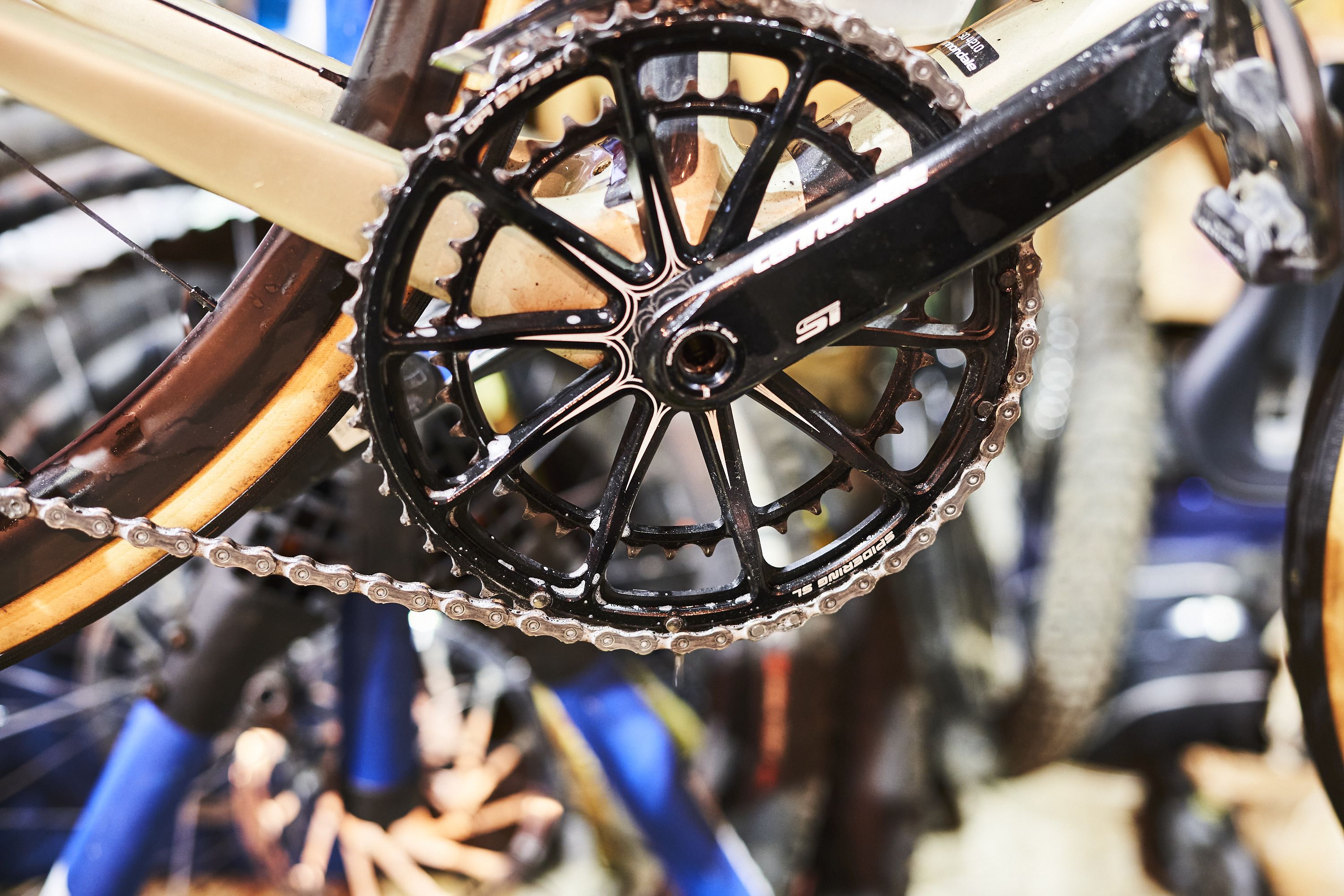 cleaning your bike chain and gears