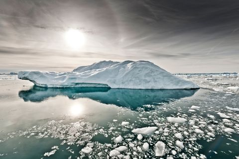 Polar ice cap, Ice, Iceberg, Nature, Sea ice, Glacial lake, Arctic ocean, Arctic, Sky, Natural environment, 