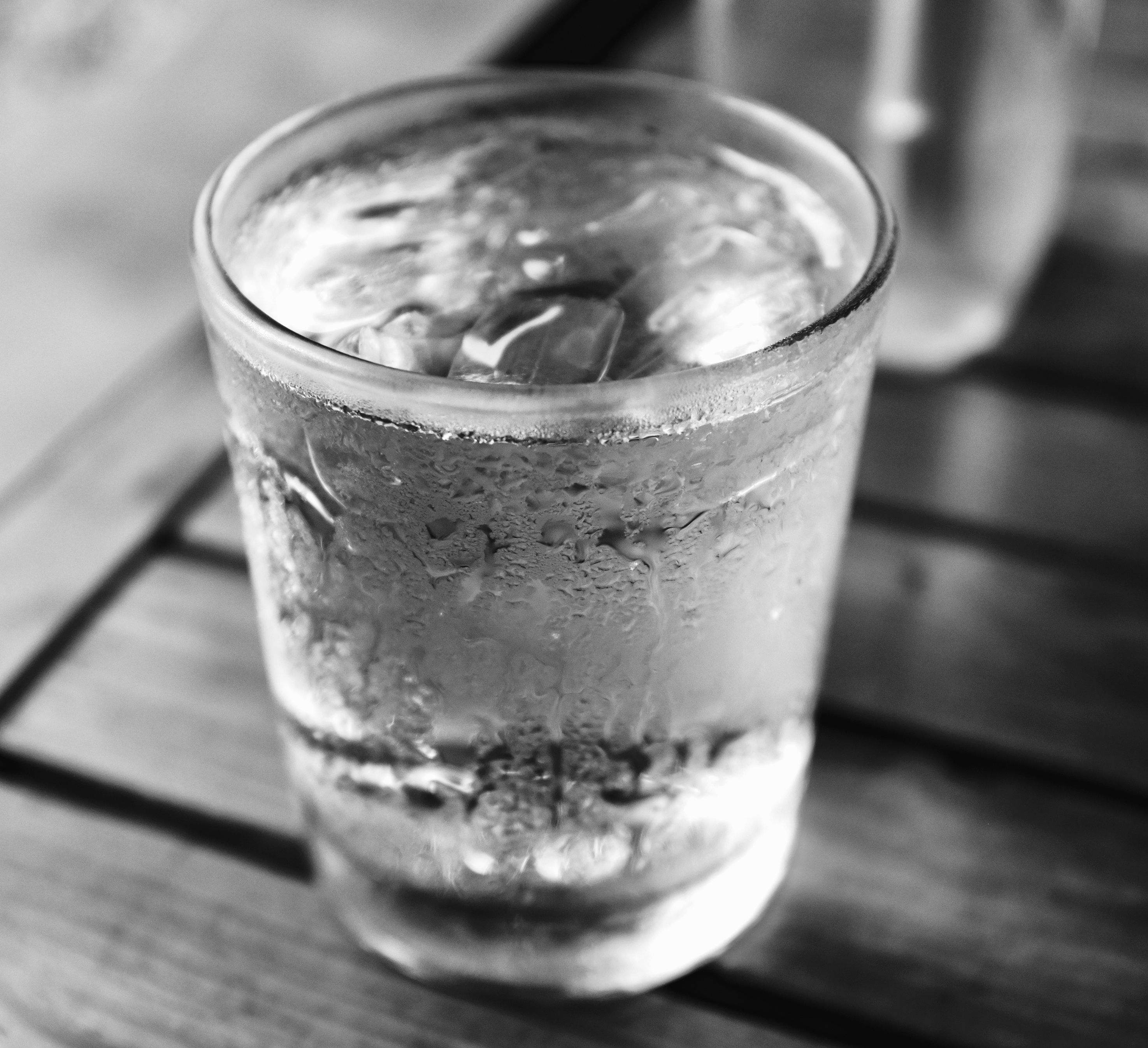drinking ice cold water burns fat