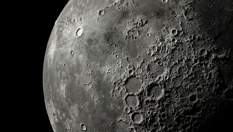 kraters op de maan