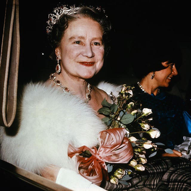 biography of queen elizabeth mother