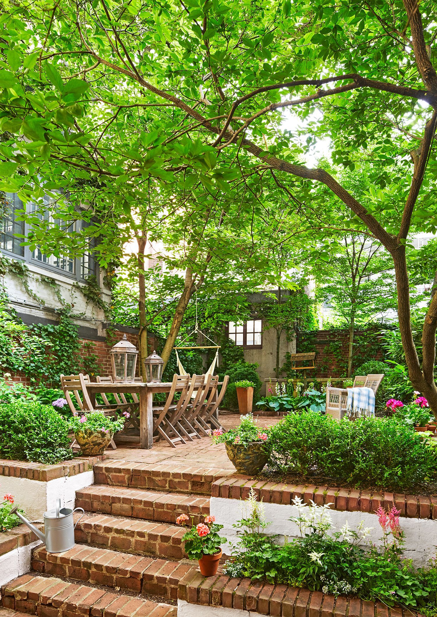 Small Yard Landscape Design Ideas