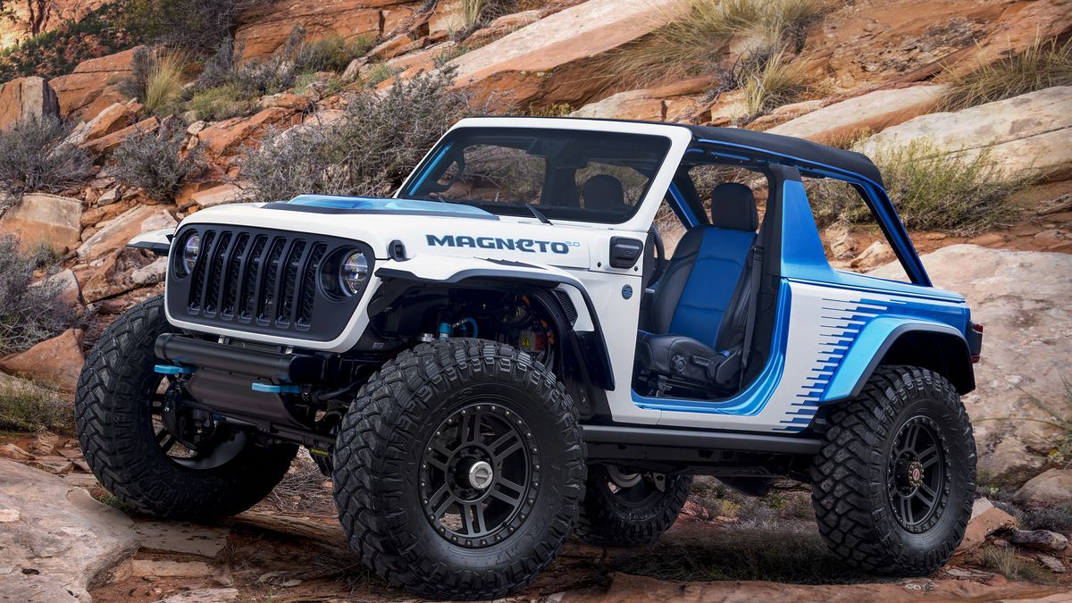 Jeep Wrangler Magneto  Is an EV Concept That Hits 60 MPH in 2 Seconds