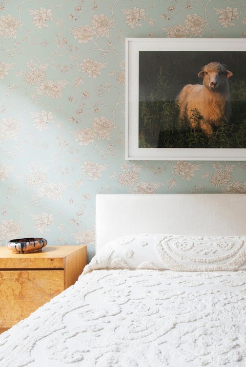 27 Bold Bedroom Wallpaper Ideas We Love - Timeless Bedroom Decorating Ideas 27 Bold Bedroom Wallpaper Ideas We Love - Timeless Bedroom Decorating Ideas