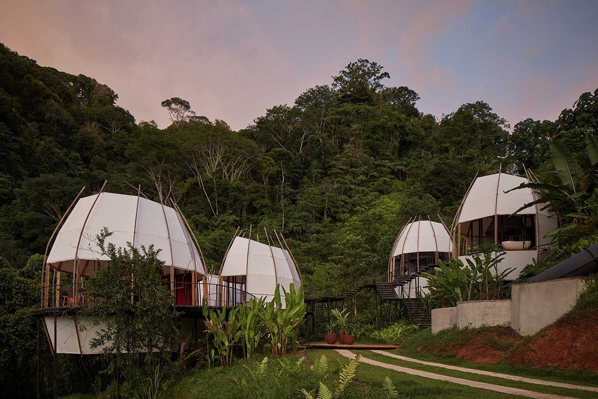 Tres cabañas forman un Resort en la selva de Costa Rica